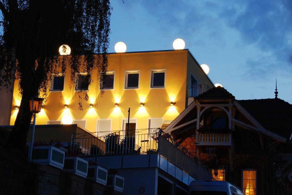 Wittelsbacher Hoeh 3* Würzburg